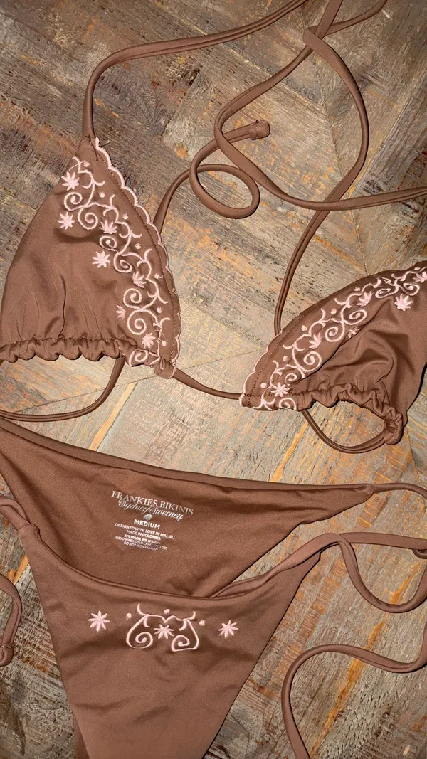 Frankies Bikinis Set - Image 2
