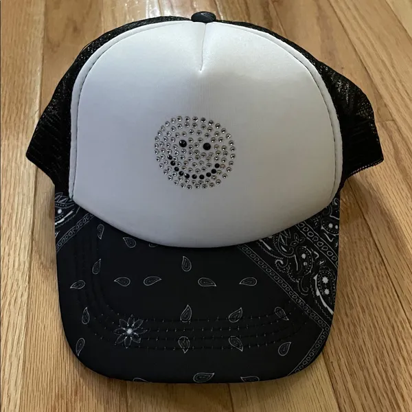 Black and White Trucker Hat with Rhinestone Design - Image 2