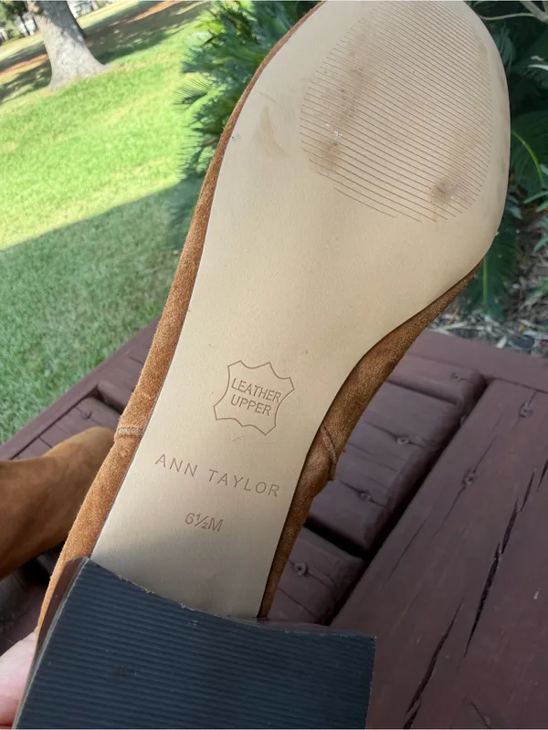 Ann Taylor Brown Suede Square Toe Sculptural Heel Boots Size 6.5 - Image 11