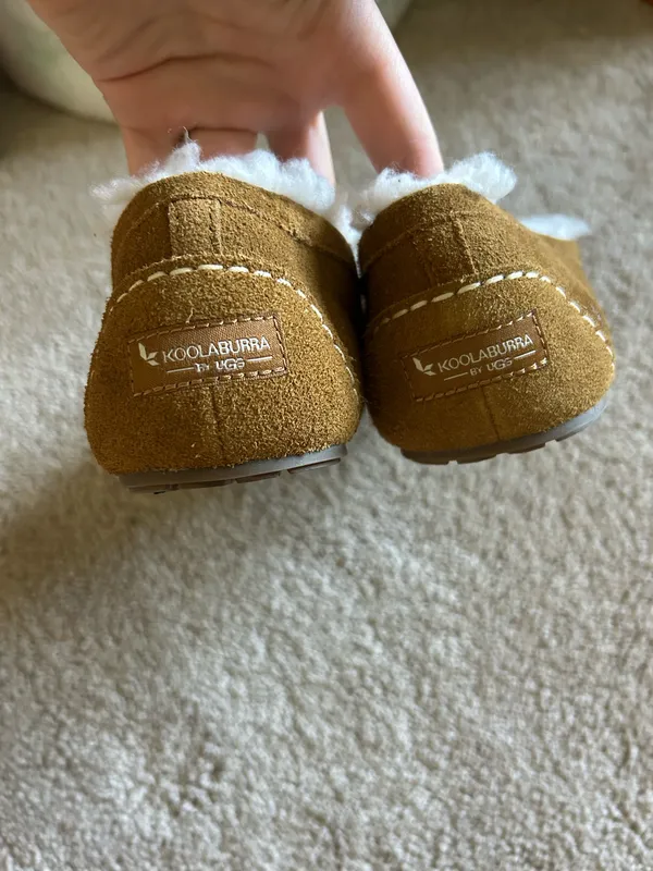 UGG Slippers - Image 4