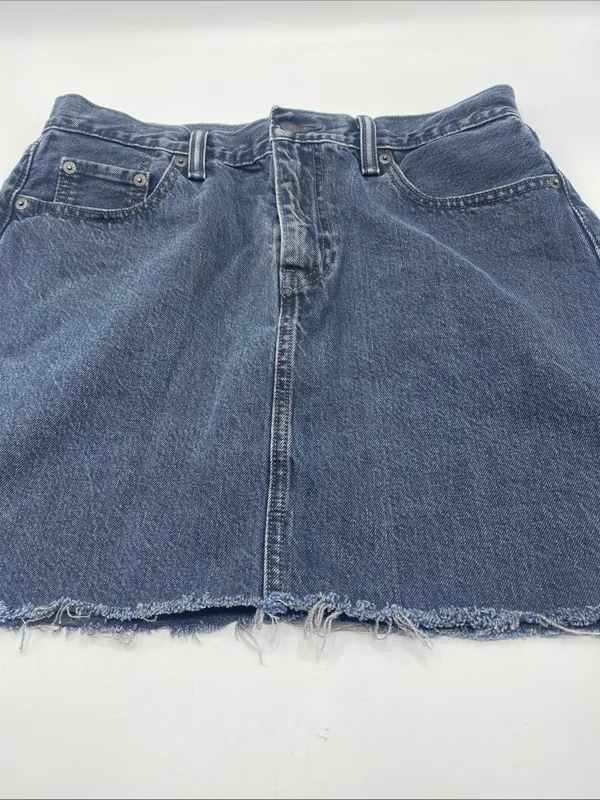 Levis High Rise Fray Cut Hem Black Jean Skirt Y2K Size 29 Denim - Image 3