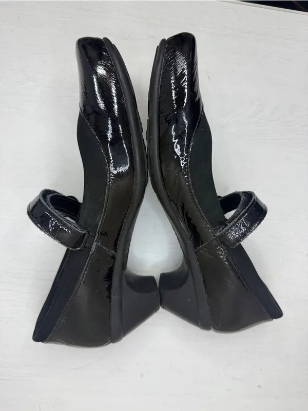 Naot Women's Trendy Patent Leather Shoes 40 US 9 Strappy Black Heels Mary Jane - Image 7