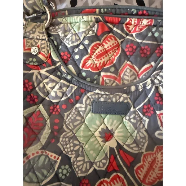 Vera Bradley Y2k Quilted Cotton Shoulder Bag Grey Red Floral Paisley Zip‎ Tote - Image 5