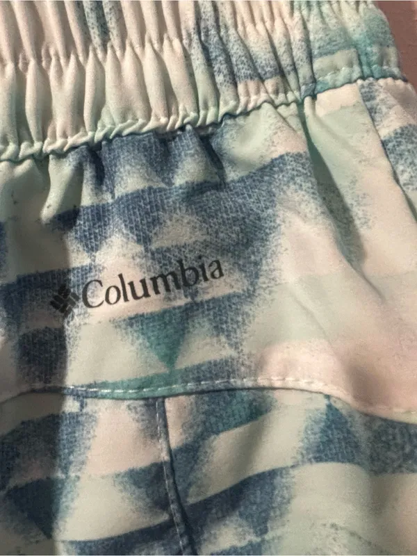 Columbia Women's Small Bogata Bay Shorts - Image 3
