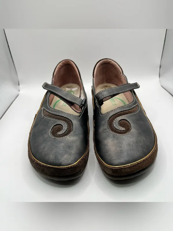 Naot Matai Mary Jane flats brown size 39 US 8 EUC women’s - Image 2