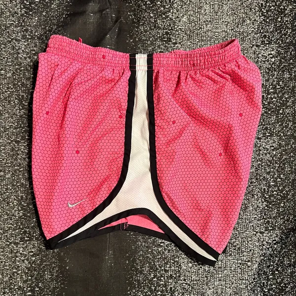 Womens small Nike Dri Fit 3" running shorts-pink/red honeycomb w/liner - Image 2