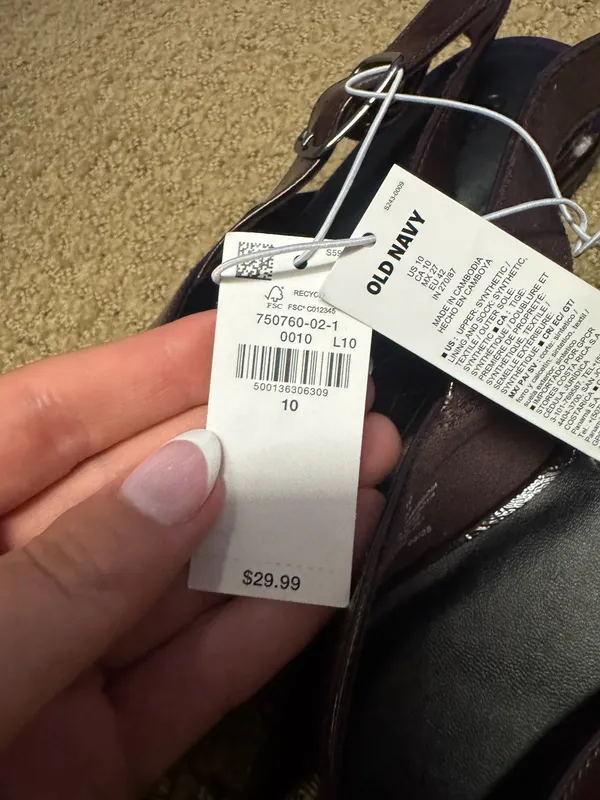 Old Navy Flats Women’s - Image 5
