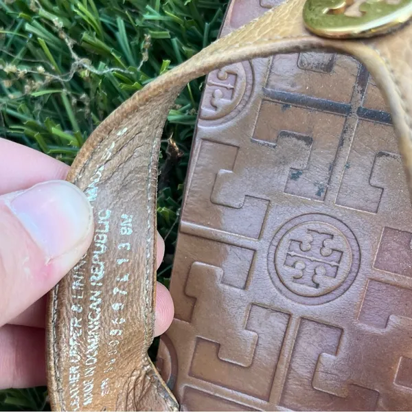 Tory Burch Thora Tan Thong Sandals - Image 3