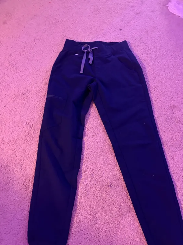 FIGS Scrub Pants Zamora Jogger - Image 2