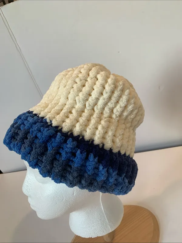 Handmade Unisex Men’s Chunky Hand Knit Winter Hat Off White with Blue Trim - Image 5