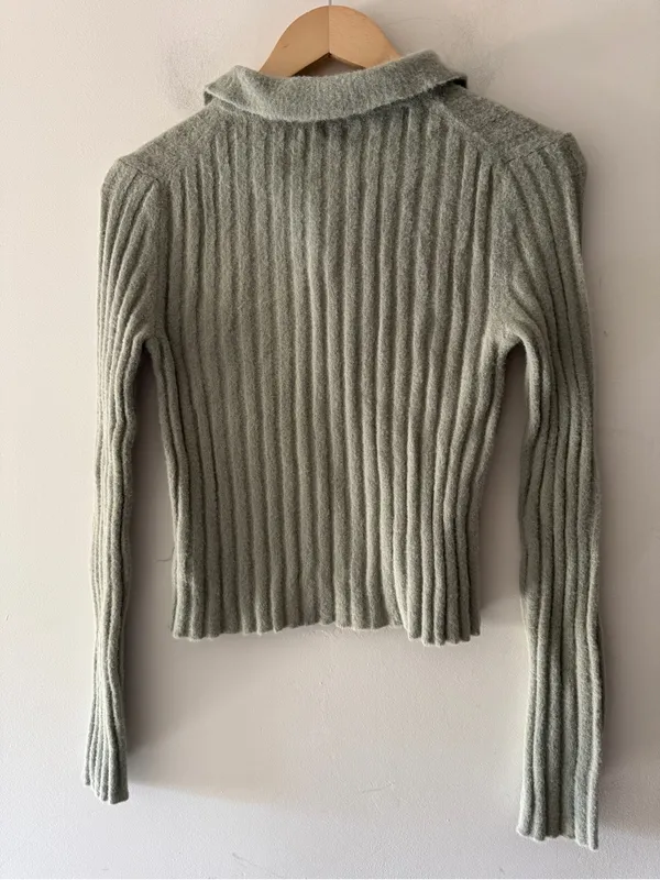 American‎ Eagle NWT Sage Green Ribbed Collar Cropped Sweater - Image 5