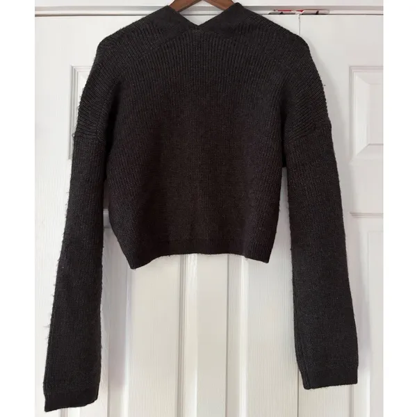 Commense Womens Cropped Cardigan Sweater Gray V-Neck Ribbed Knit‎ XS - Image 2