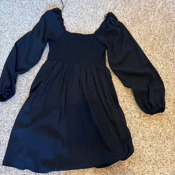 Black Long Sleeve Old Navy Dress - Image 2