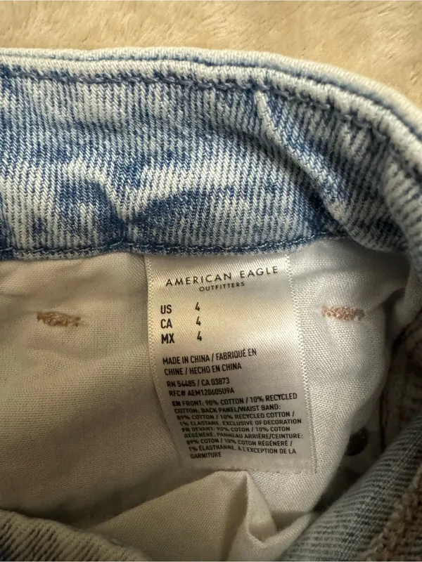 American Eagle Light Wash Distressed Denim Shorts - Curvy Mom - Size 4 - Image 4