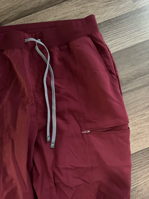 Fabletics Scrub Pants - Image 3