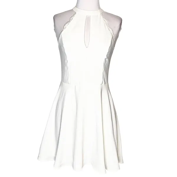 NWT‎ NBD gimme more lace white mini dress Sz M revolve - Image 5