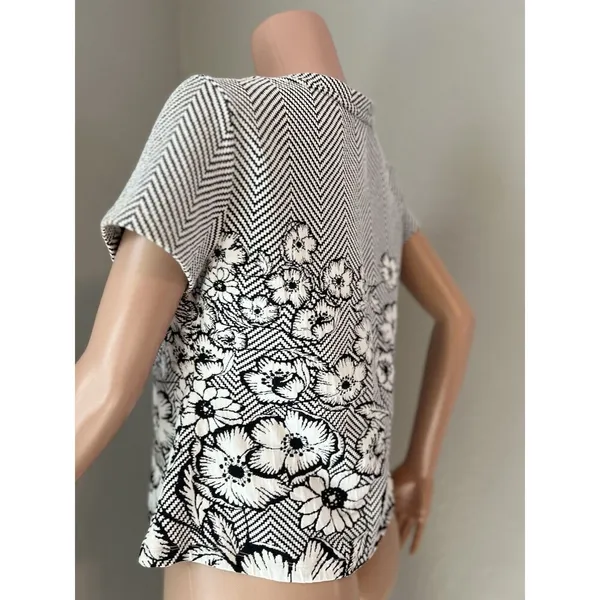 Maeve Anthropologie Floral Embroidered Blouse Shirt White Black Knitted Trim #29 - Image 8