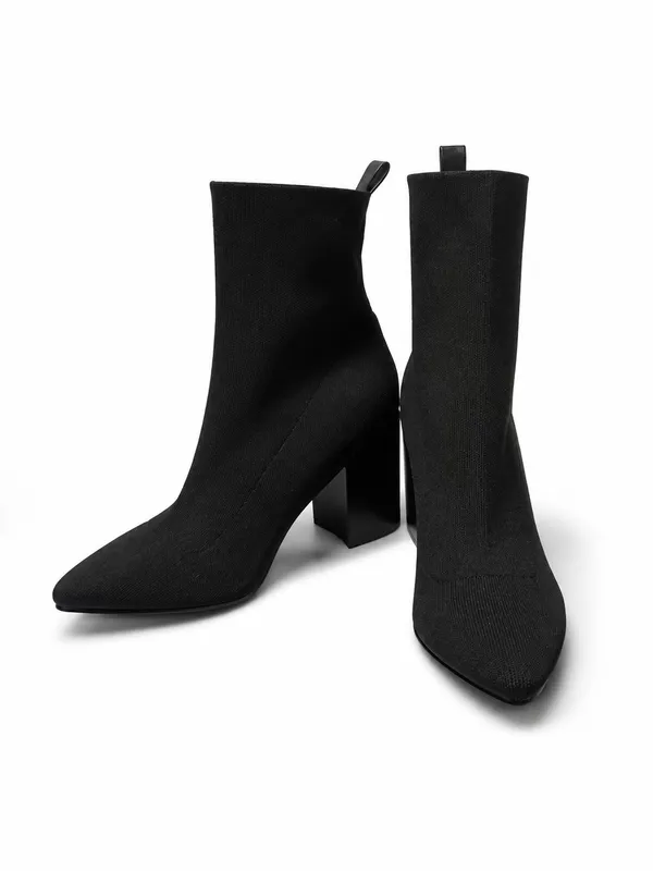 ✴️ STEVE MADDEN | Mairi Sock Boots – Women's Size 9 with Block Heel✴️ - Image 4