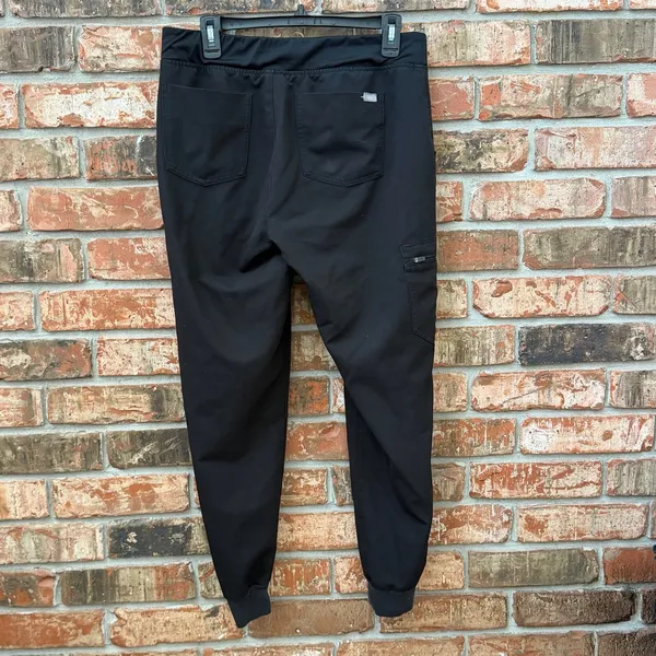 Figs Technical Collection Zamora Black Jogger Scrub Bottoms Size Medium - Image 4