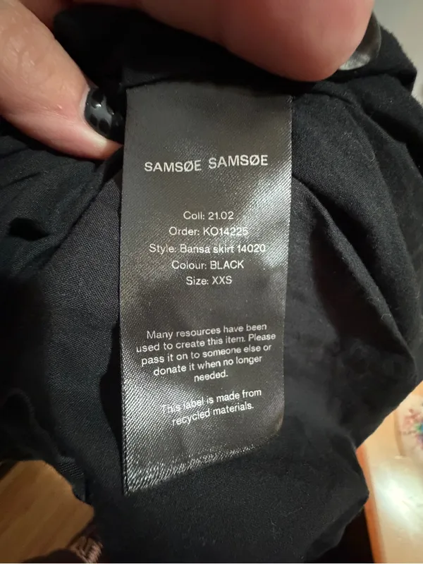 SAMSOE Black Maxi Skirt with Elastic Waistband - Image 7