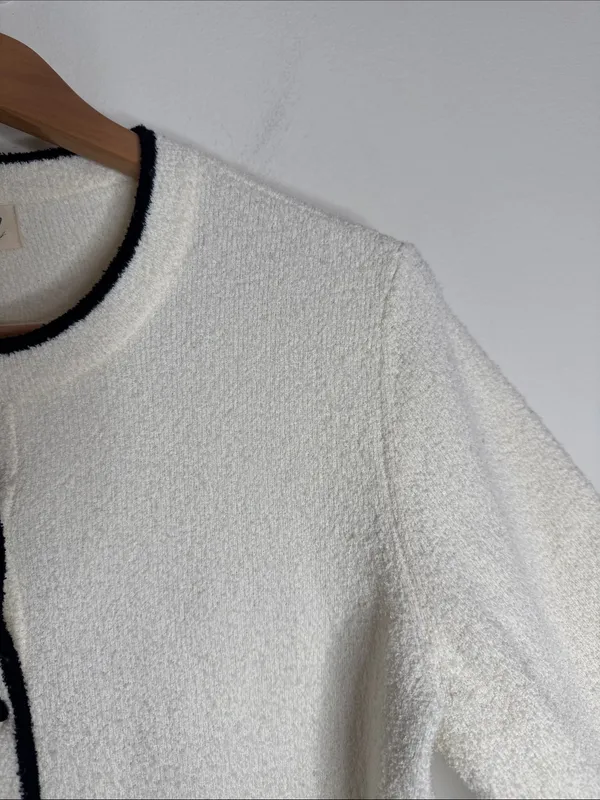 Marled Cream Bouclé Fuzzy Cardigan with Black Trim Minimalist Preppy size M - Image 4