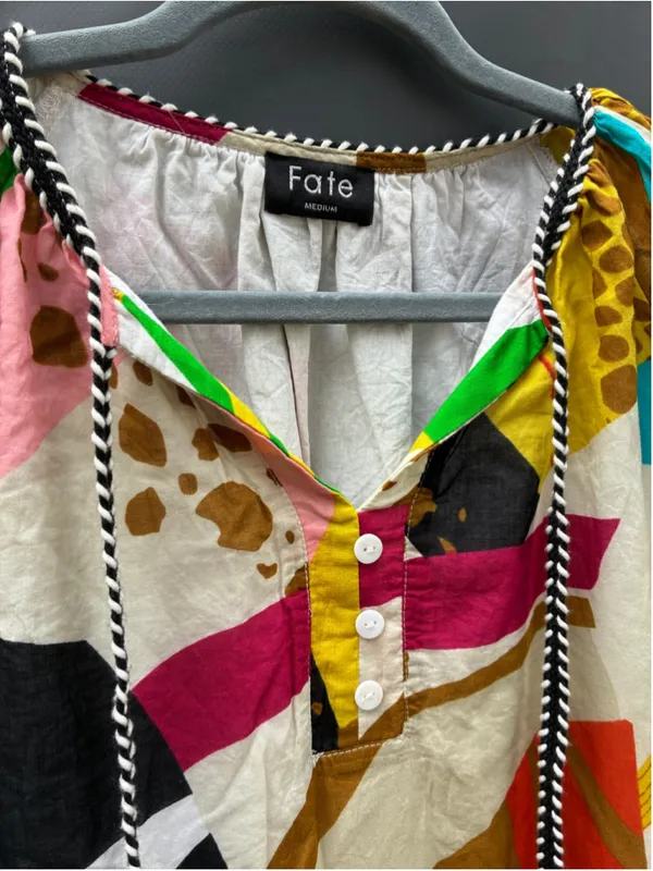 Women's Fate Multi-Color Abstract Print Blouse Size M - Image 3
