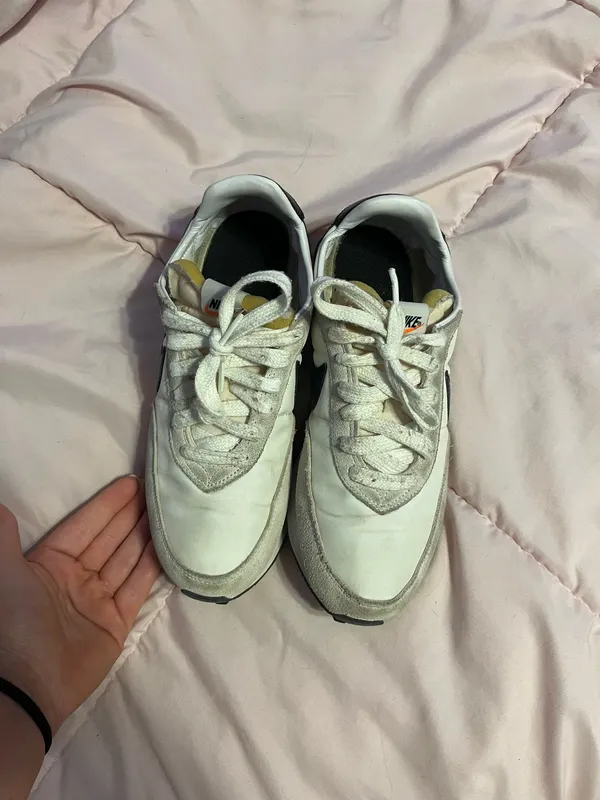 Nike shoes - Image 2