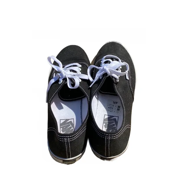 🖤 Vans Classic Women’s Off The Wall Low Lace-Up Sneakers, Black & White Size 8.5 - Image 3