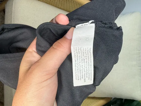 Lululemon Forward Fold Bra *Light Support, C/D Cups Size 4 - Image 5