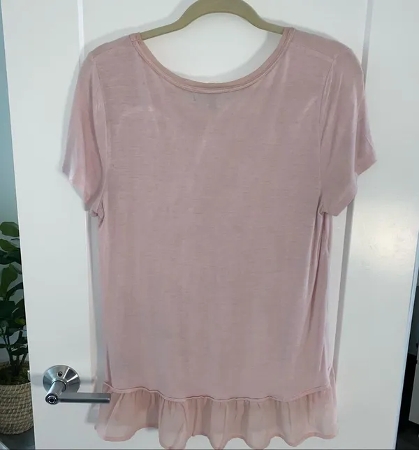 Marled pink flowy top Size M - Image 5