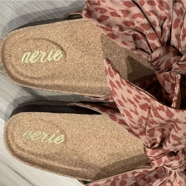 NEW Aerie Leopard Print Bow Sandals Women’s 8 - Image 3