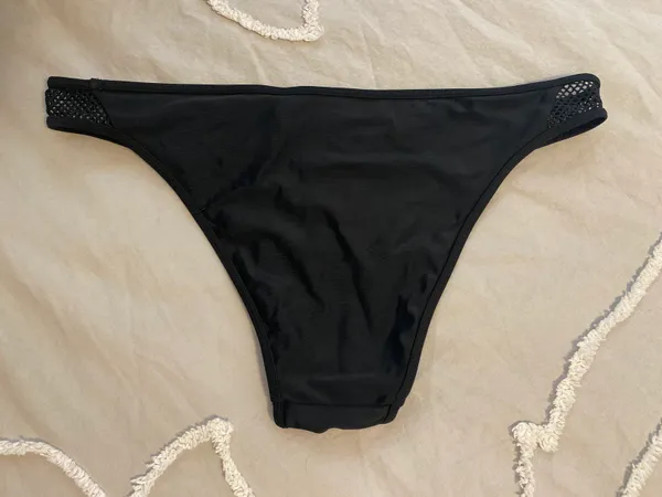 Black Bikini Bottoms - Image 4