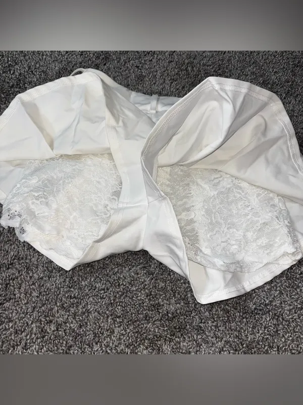 AKIRA White Lace Skirt - Image 6