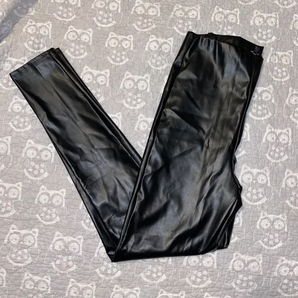 Missguided Faux Leather Leggings In Black - Image 3