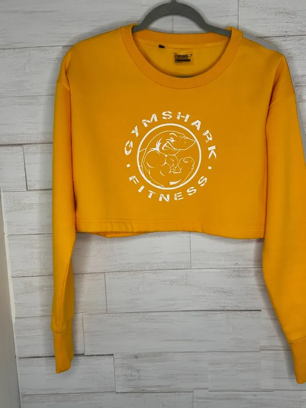 NWOT Gymshark Legacy Fitness Cropped Yellow Crewneck Sweatshirt Size Medium - Image 2