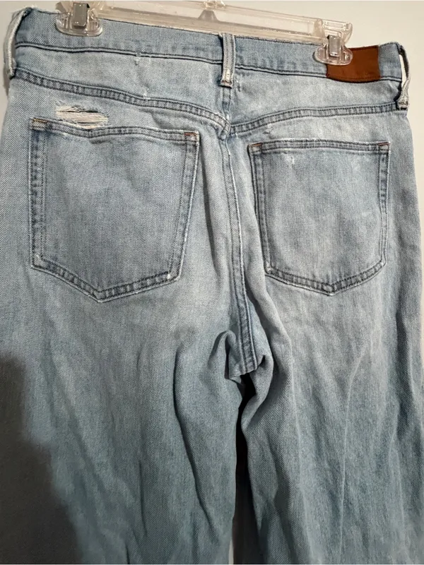 J. Crew 90’s Retro Straight Leg Light Wash Jeans- 28T - Image 4