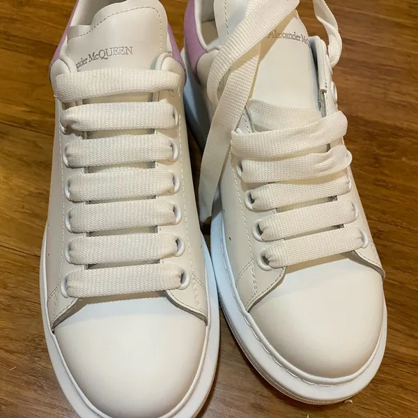 Alexander McQueen Oversized Sneaker size 39 - Image 5