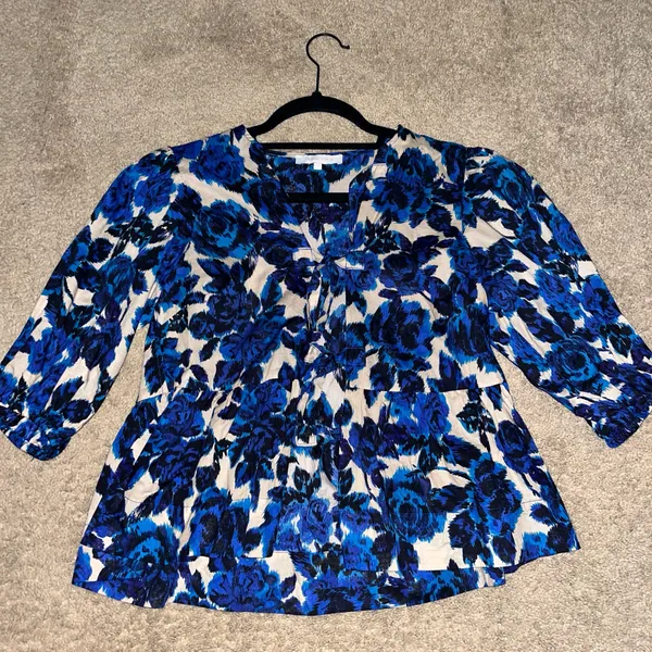 Hazel and Olive Abstract blooms blouse - Image 5