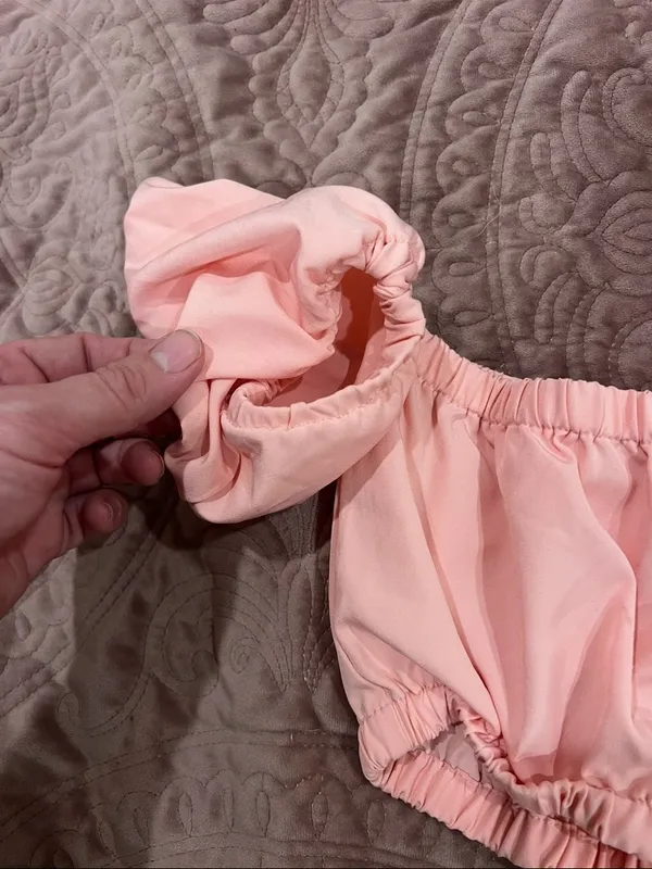 Pink Off-Shoulder Ruched Crop Top - Image 3