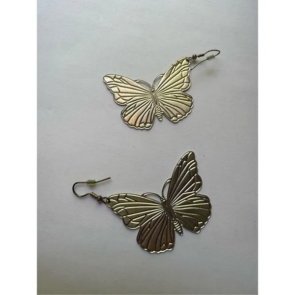Y2K Vintage Womens White Silver Butterfly Dangle Earrings Feminine Whimsical 90s - Image 3