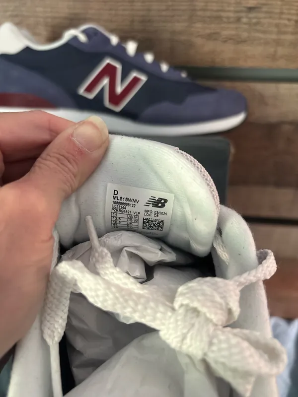 Navy blue and maroon new balance sneakers.515 - Image 5