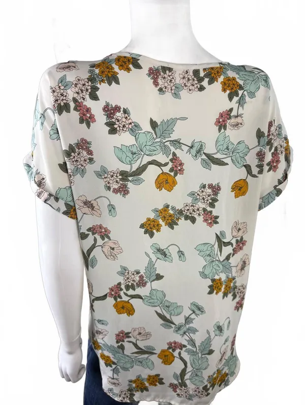 Maurices Floral Print Short Sleeve Blouse - Size M - Image 4