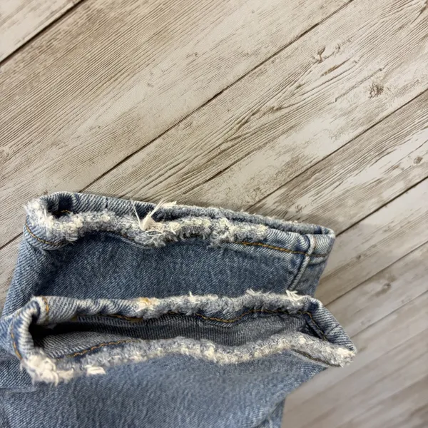 Levi's Premium Womens 24 Jeans Wedgie Straight‎ Button Fly Light Wash Distressed - Image 4