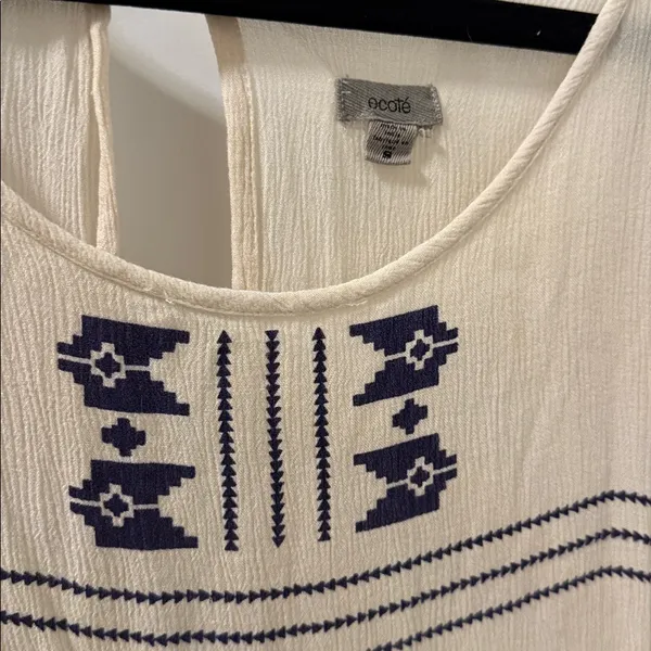 Ecote aztec print cold shoulder flowy blouse - Image 6