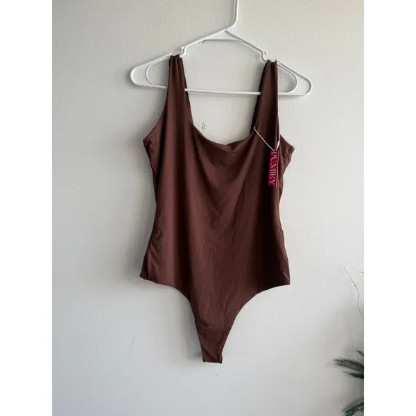 PUMIEY Womens Brown Scoop Neck Thong Bodysuit Sleeveless Size Large NEW‎ - Image 2