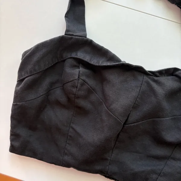 Reformation women’s size 0 Black Halter Crop‎ Top - Image 2