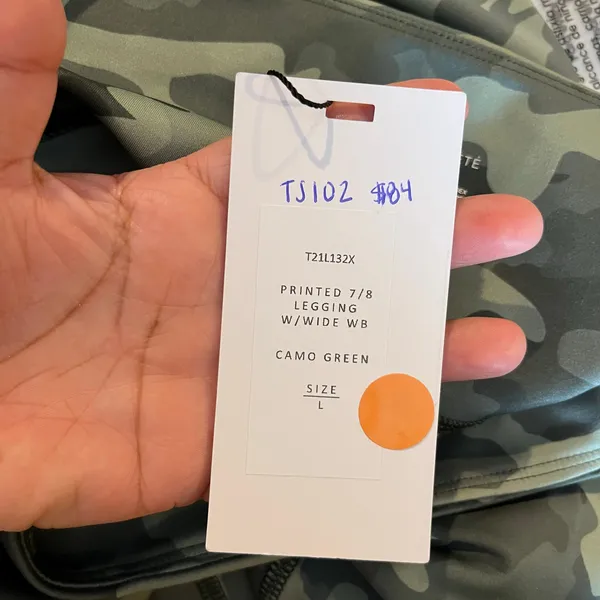 Thrive Societe Women’s Printed 7/8 Leggings Size Large‎ Camo Green New - Image 7