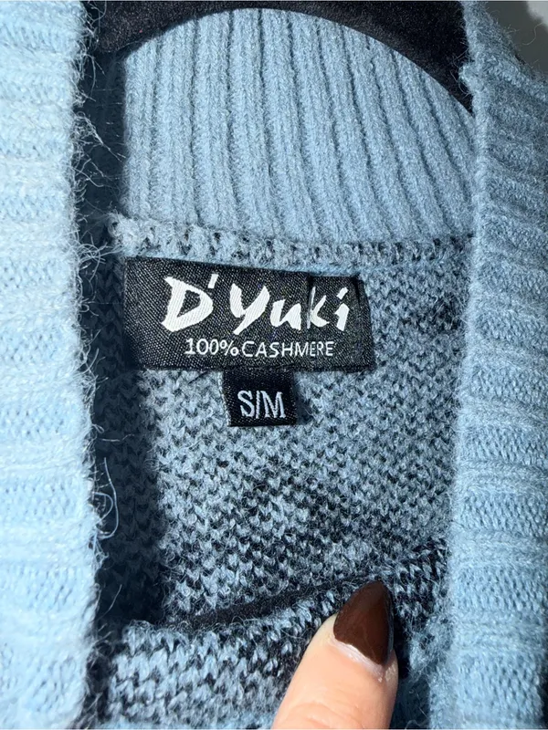 Blue Pattern Mock Neck Cashmere Sweater Size undefined - Image 3