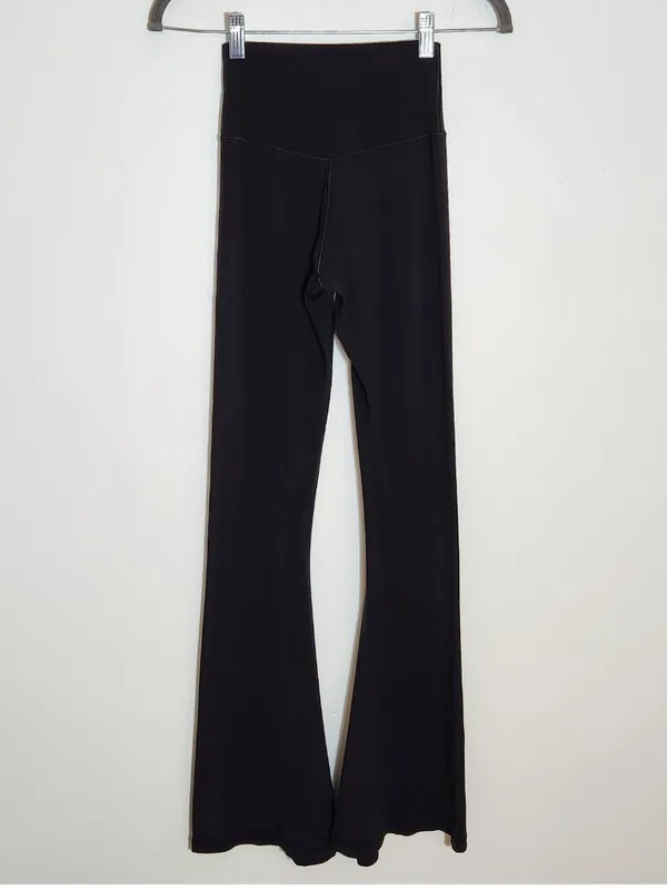 OFFLINE by Aerie Black Flare Leg Yoga Pants Size Small - Image 4