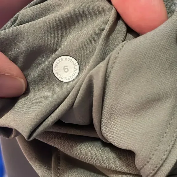 Lululemon On the Fly Wide-Leg 7/8 Pant *Woven Grey Sage - Image 4